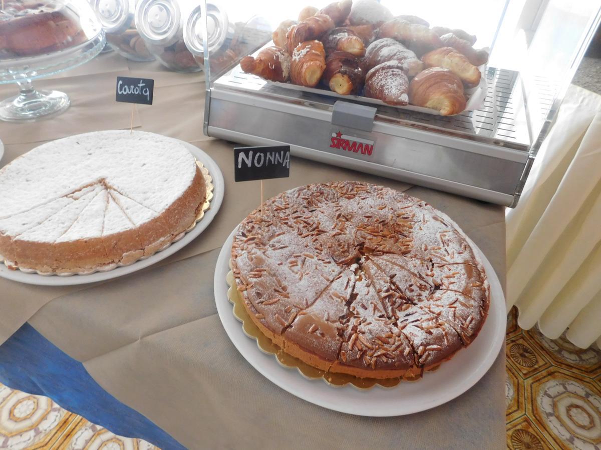 Hotel Dolores Rimini Zewnętrze zdjęcie