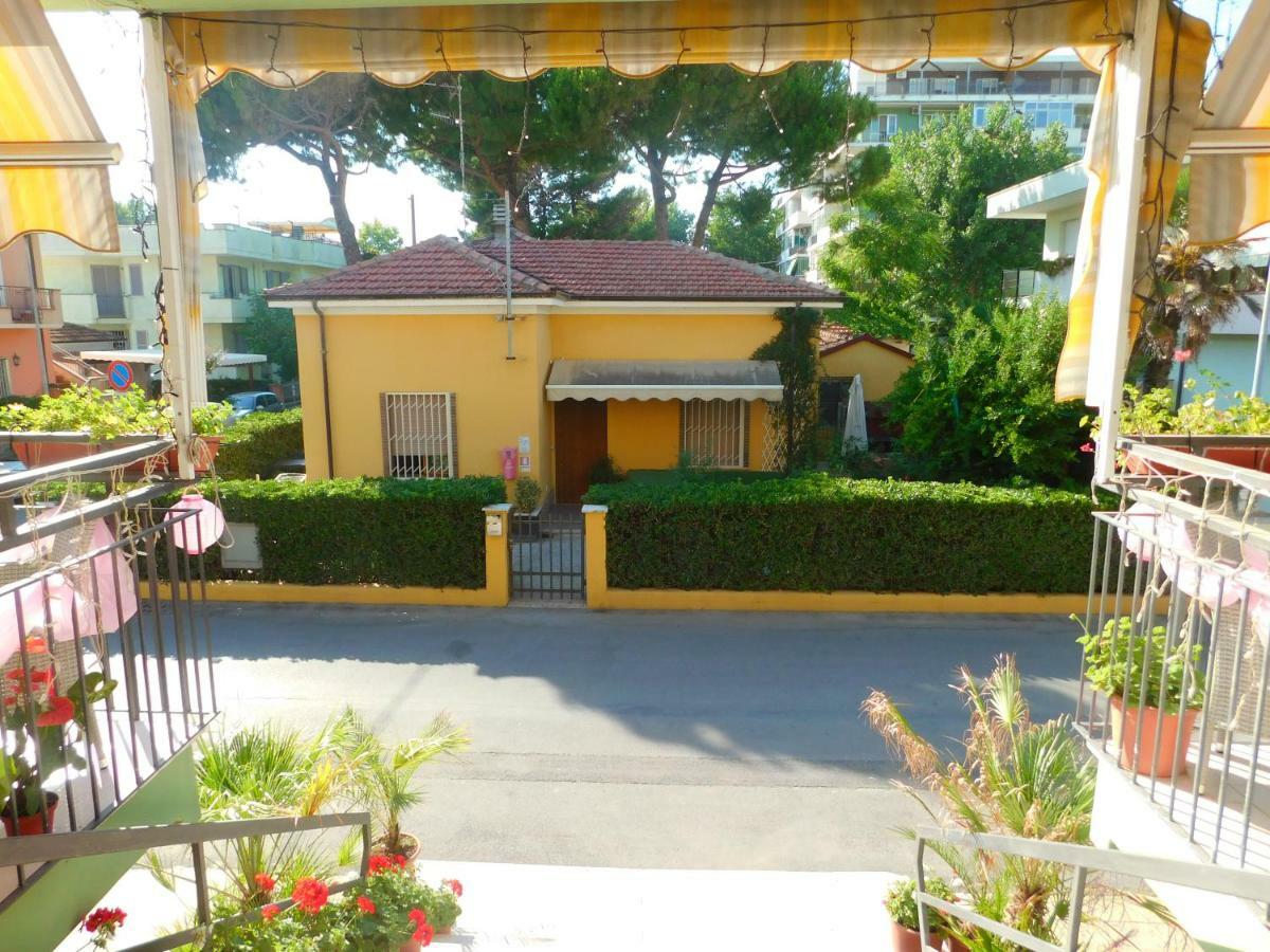 Hotel Dolores Rimini Zewnętrze zdjęcie